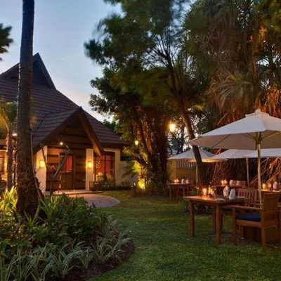 Kurumba Maldives - zdjęcie 3