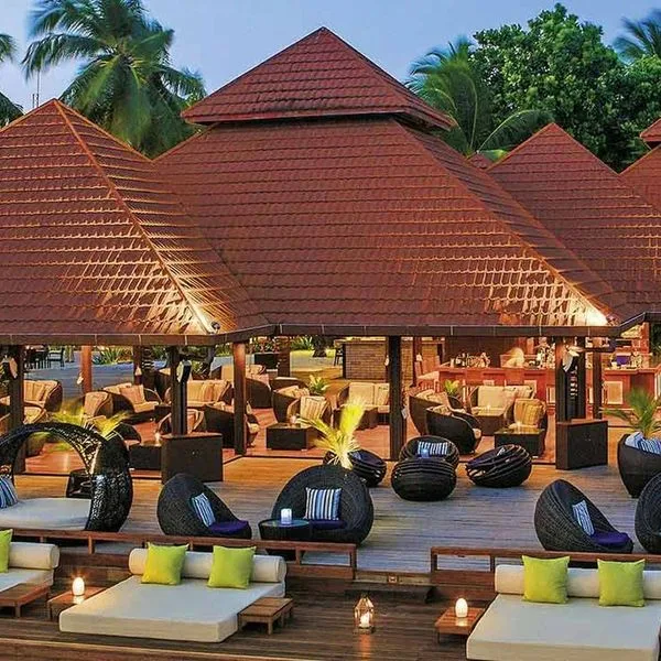 Kurumba Maldives - zdjęcie 2