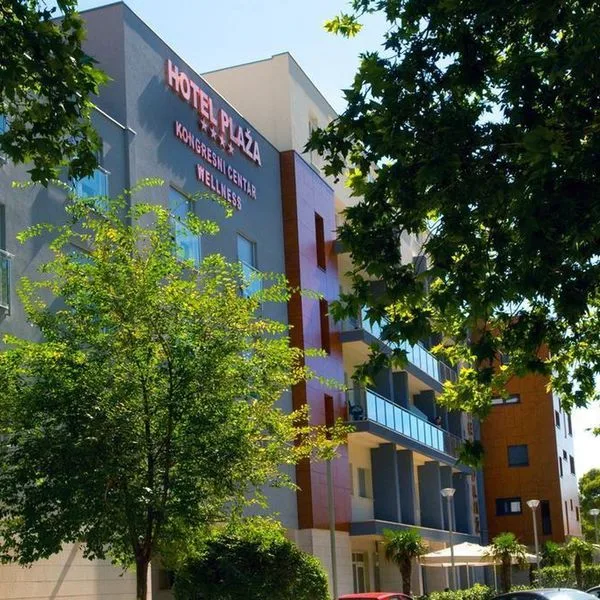 Plaza (Omiš) - zdjęcie 4