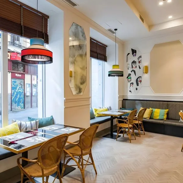 Soho Boutique Opera - zdjęcie 2