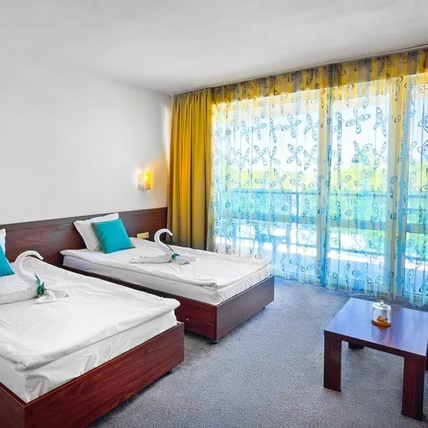 Glarus Beach - zdjęcie 2