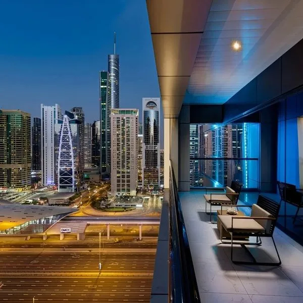 Millennium Place Marina - zdjęcie 2