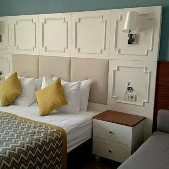 Well Palace Side (ex. Side Crown Charm Palace) - zdjęcie 3