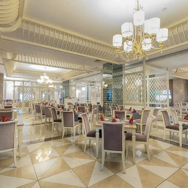 Well Palace Side (ex. Side Crown Charm Palace) - zdjęcie 5