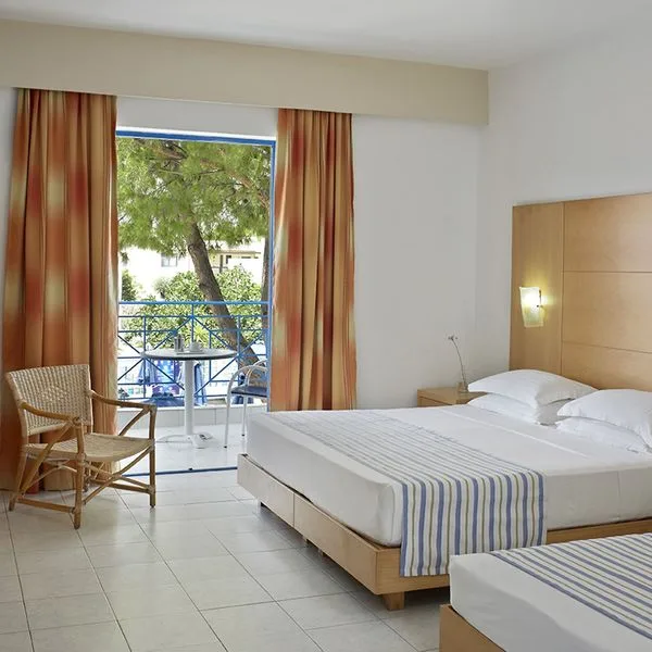 Pefki Islands - zdjęcie 3