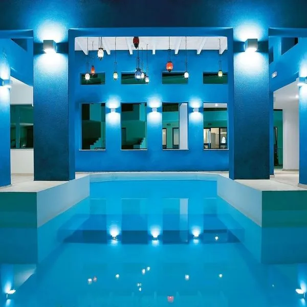 Grecotel Plaza Beach House - zdjęcie 4