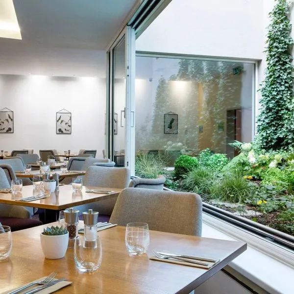 Botanique Prague (ex Jurys Inn Prague) - zdjęcie 3