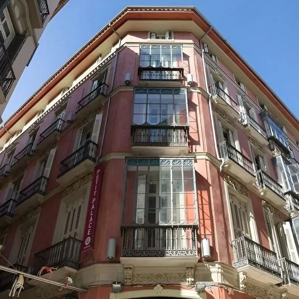 Petit Palace Plaza - zdjęcie 2