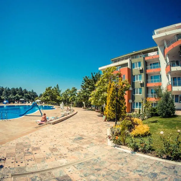 Green Fort - zdjęcie 2