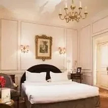 West End Paris - zdjęcie 3