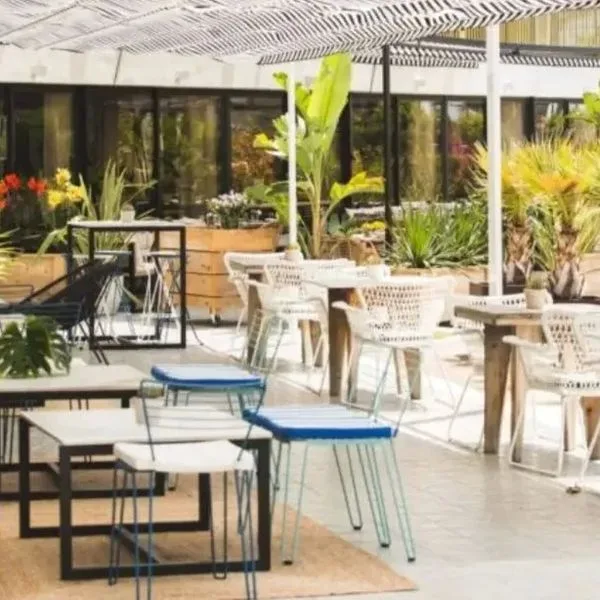 Almirante - zdjęcie 4