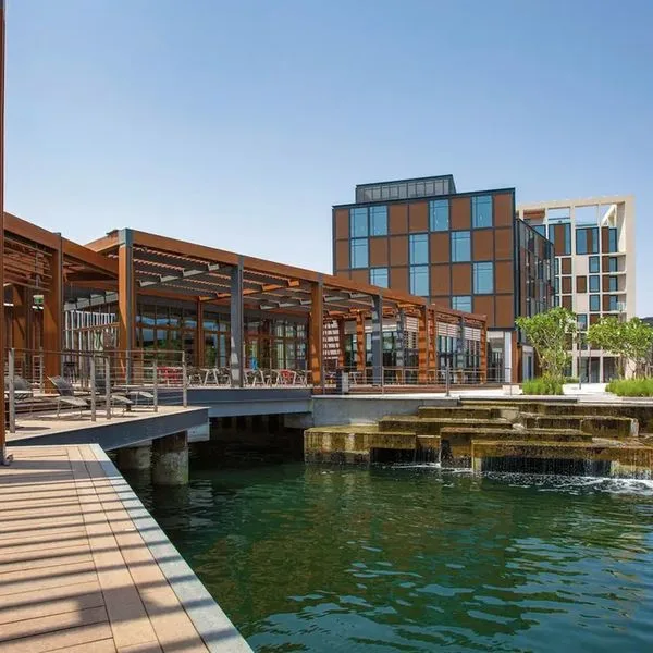 Canopy By Hilton Dubai Al Seef