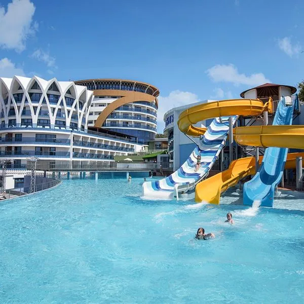 Granada Luxury Okurcalar - zdjęcie 3