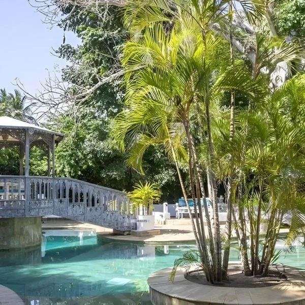 Nomad Beach Resort