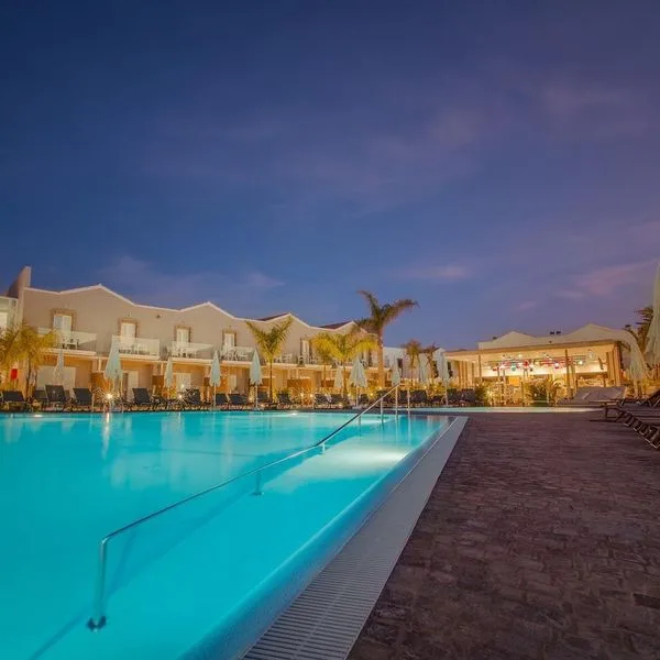 LIVVO Los Calderones - zdjęcie 2