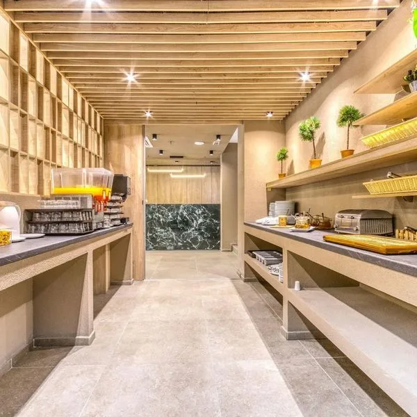 Astron (Rodos) - zdjęcie 2