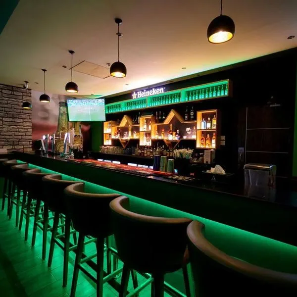 Arman Juffair Mall - zdjęcie 4