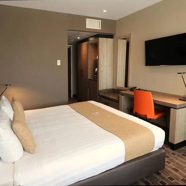 XO Blue Tower - zdjęcie 5