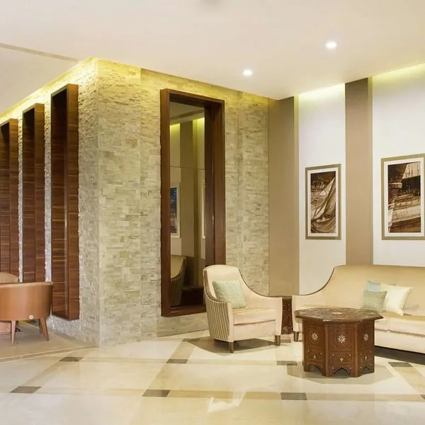 Hilton Garden Inn Dubai Jumeirah - zdjęcie 3