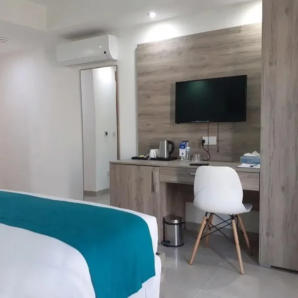 TJ Boutique - zdjęcie 2