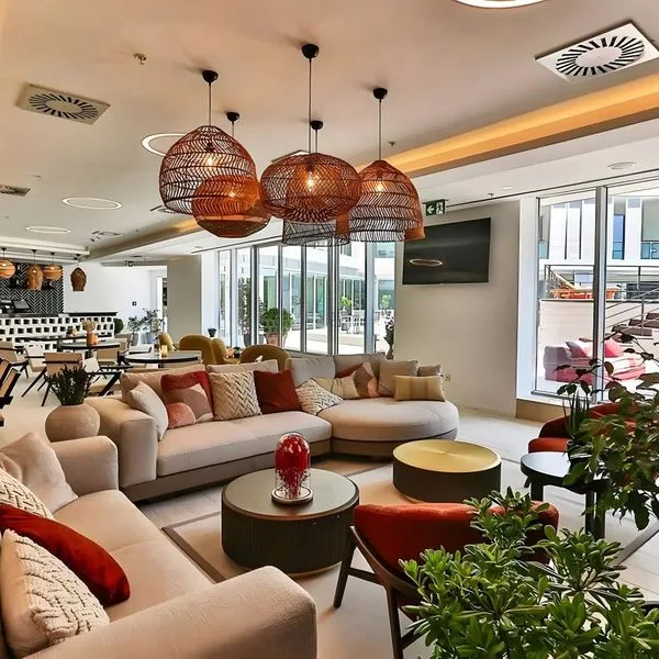 TQ Plaza Budva (ex Adria) - zdjęcie 2