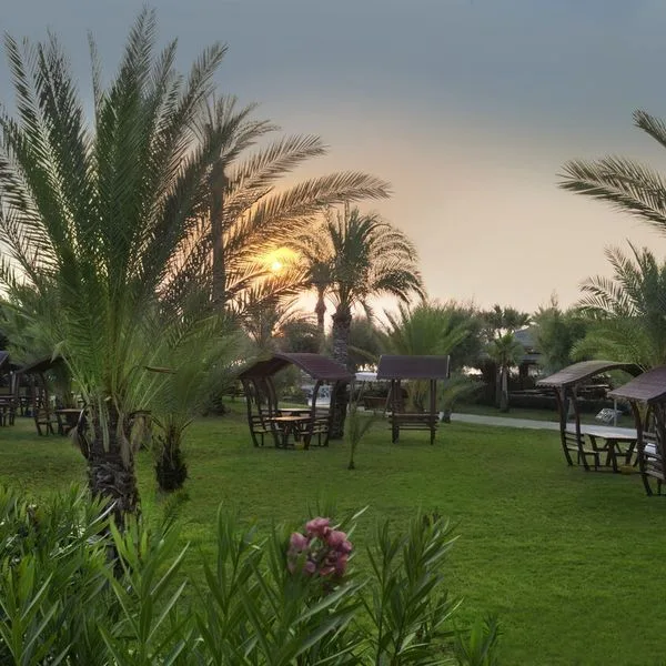 Noah's Ark Deluxe Hotel & Spa - zdjęcie 2