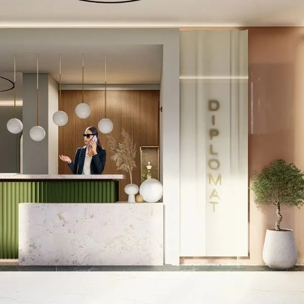 Diplomat - zdjęcie 4