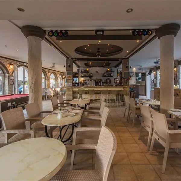 Planos Beach - zdjęcie 4