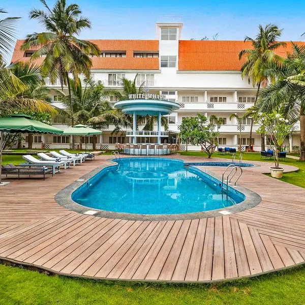 White Wharf Beach Resort