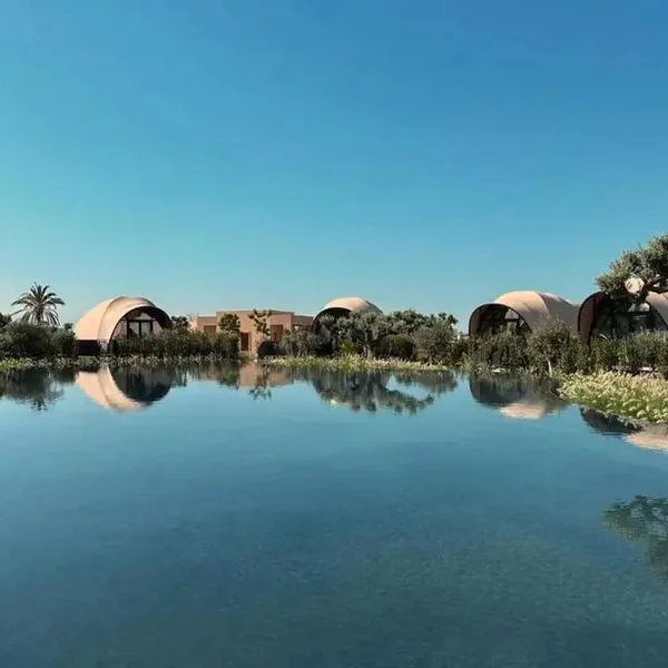 91 Athens Riviera, The Resort