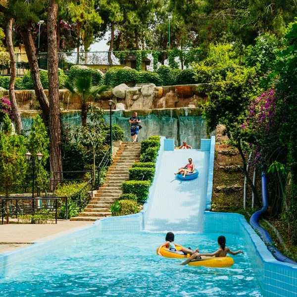 Utopia World - zdjęcie 2