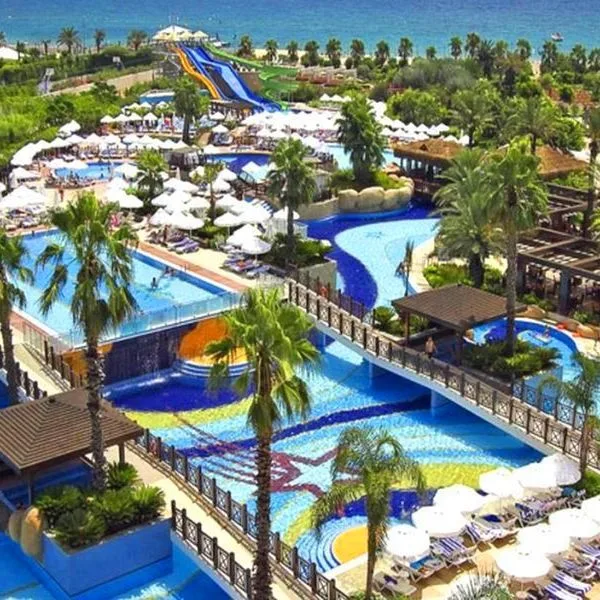 Fame Residence Lara (Antalya)