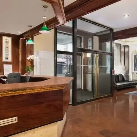 Night Broadway - zdjęcie 3