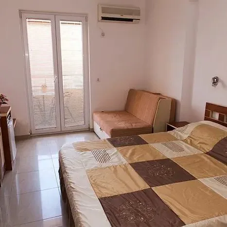 Obala Plus (+) - zdjęcie 3