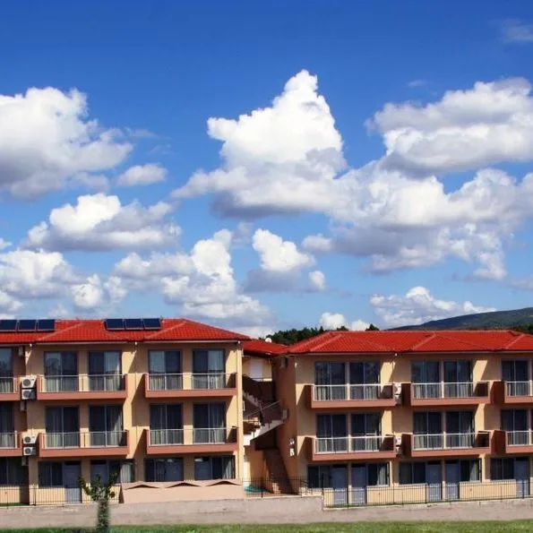 4-You Hotel Apartments - zdjęcie 4