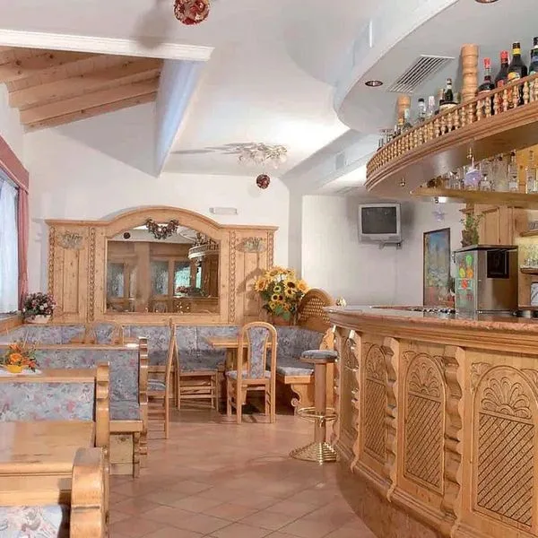 Fantelli - zdjęcie 4