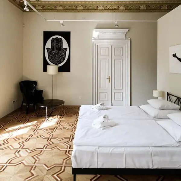 Home (Kraków) - zdjęcie 3