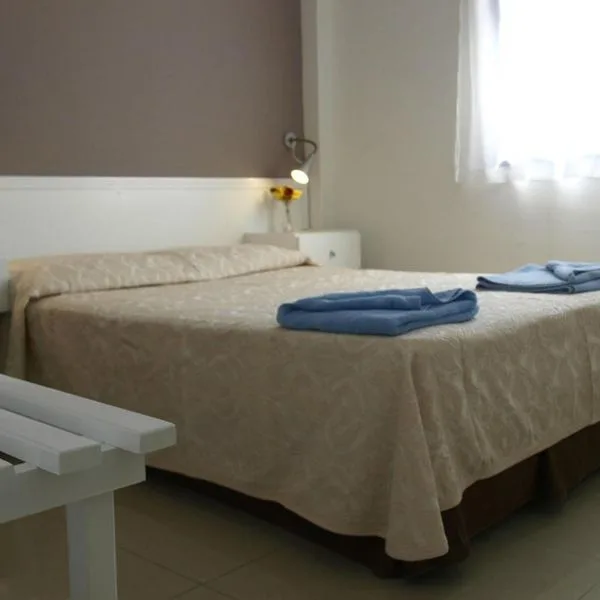 Hilltop Gardens - zdjęcie 2