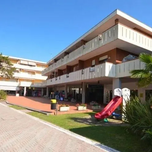 Passeggiata Lido Dei Pini - Apartamenty - zdjęcie 3