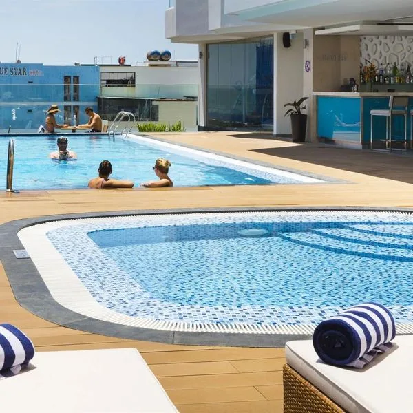 Liberty Central - zdjęcie 2