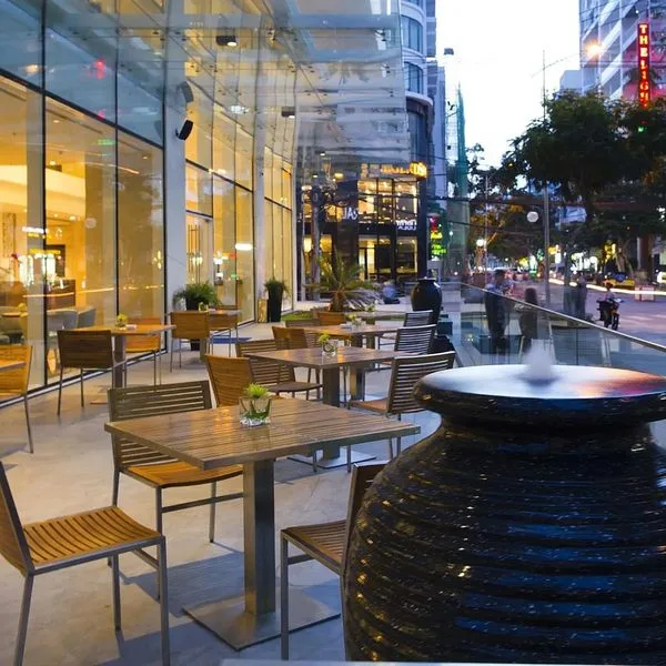 Liberty Central - zdjęcie 5