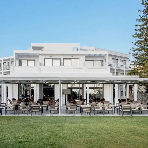 Amounda Bay - zdjęcie 2