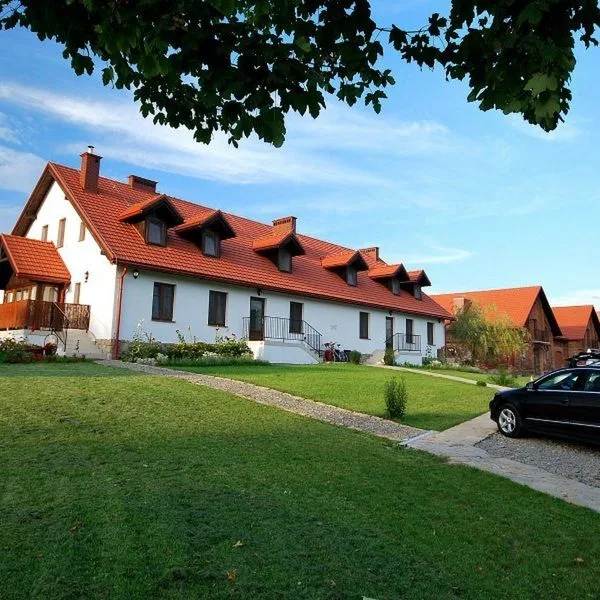 Dwór Kombornia - Folwark (ex Wine Garden) - zdjęcie 4