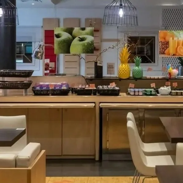 easyHotel Nice Old Town - zdjęcie 4