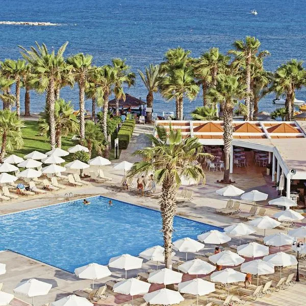 Louis Phaethon Beach - zdjęcie 3