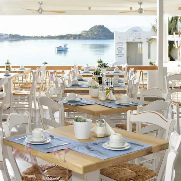 Petinos Beach - zdjęcie 3