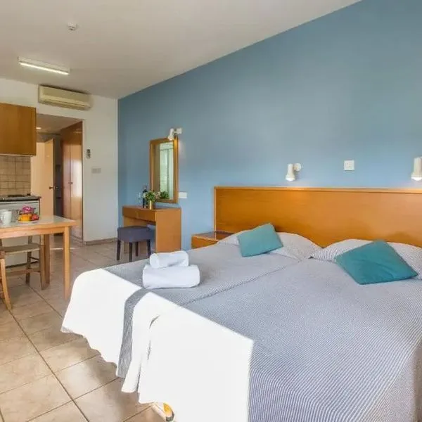 Captain Karas Holidays Apartments - zdjęcie 3