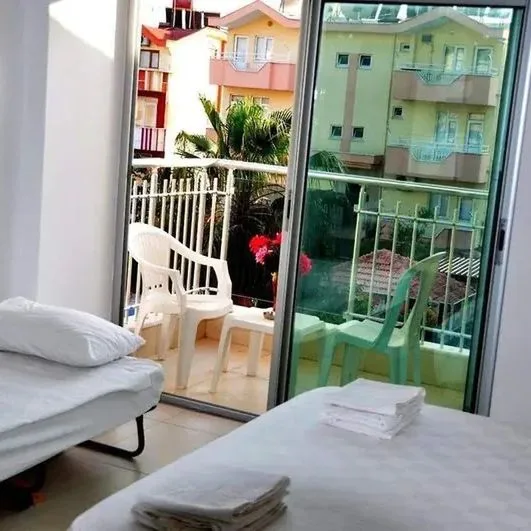 Side Orient Apart - zdjęcie 4