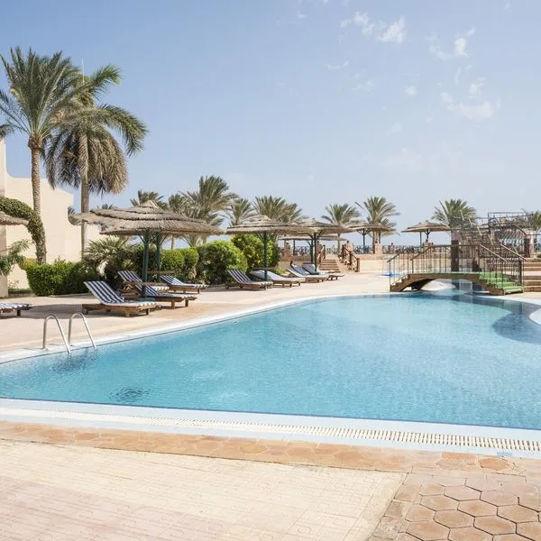 Flamenco Beach & Resort - zdjęcie 3