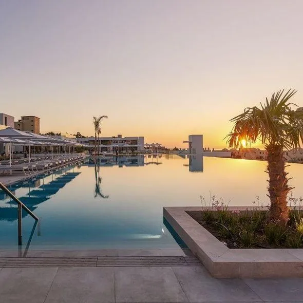 Lindos Grand Resort & Spa